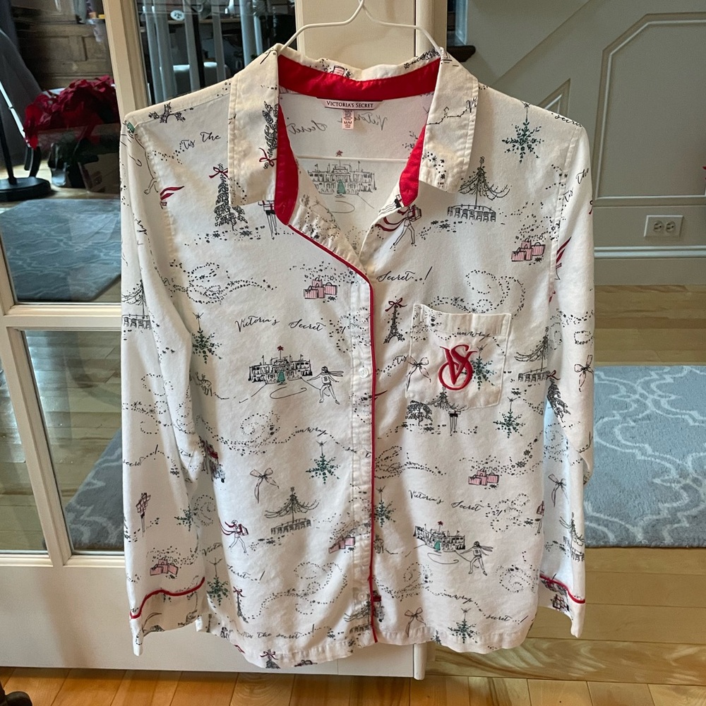 Victoria’s Secret VS Holiday PJ Set